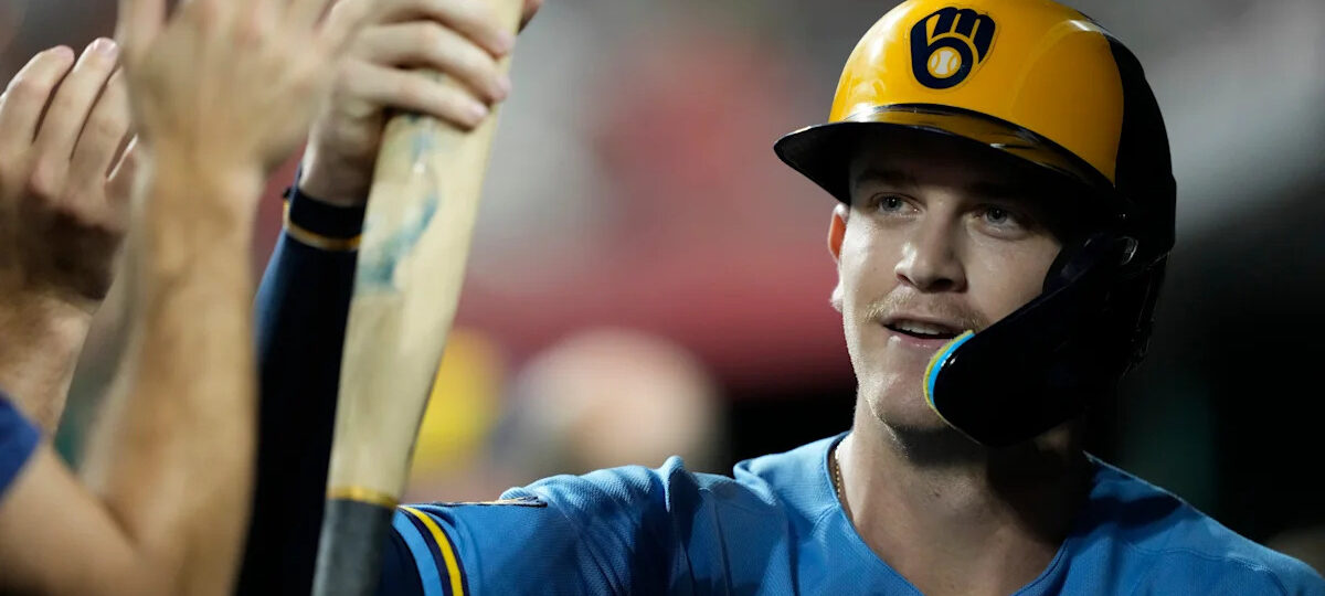 Pratt drives in 4 runs in the Brewers’ 10-7 win over the Reds