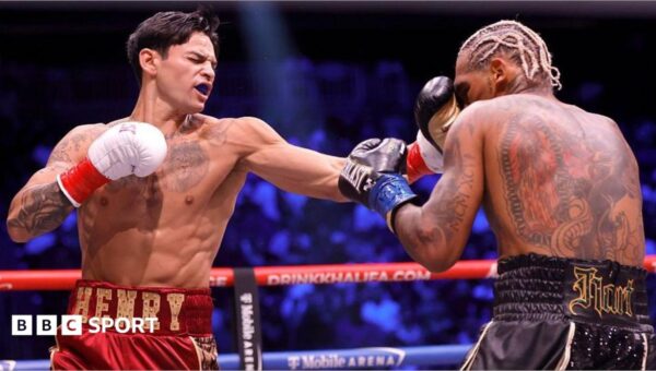 Garcia crushes overmatched Benn in two rounds