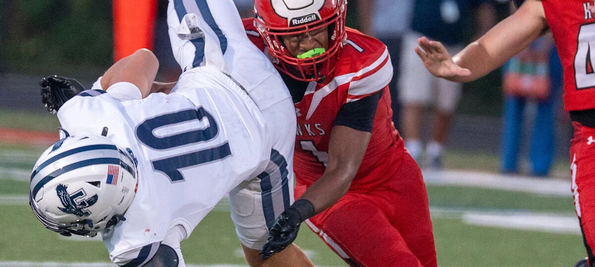 Loscerbo-to-Rosenberg connection keys Milford football in opening win