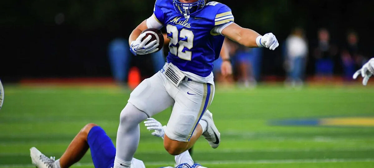 Alamo Heights puts on offensive clinic in rout of Somerset to stay unbeaten