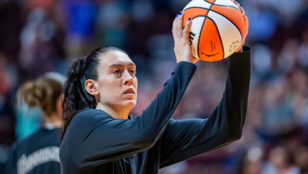 Liberty rule out Breanna Stewart for Wednesday's regular season finale vs. Dream due to 'soreness'