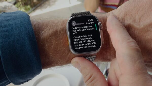 The new Apple Watch can listen in on your conversations and take notes. That makes me feel weird.