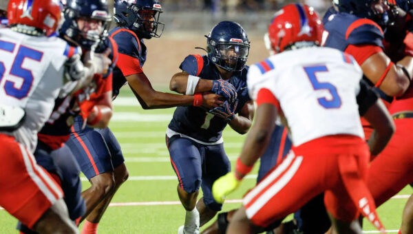 High school football Week 2: Live scoring updates from UIL games across Texas
