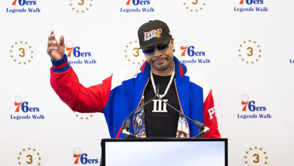 76ers legend Allen Iverson shares wholesome moment with fan in Hong Kong