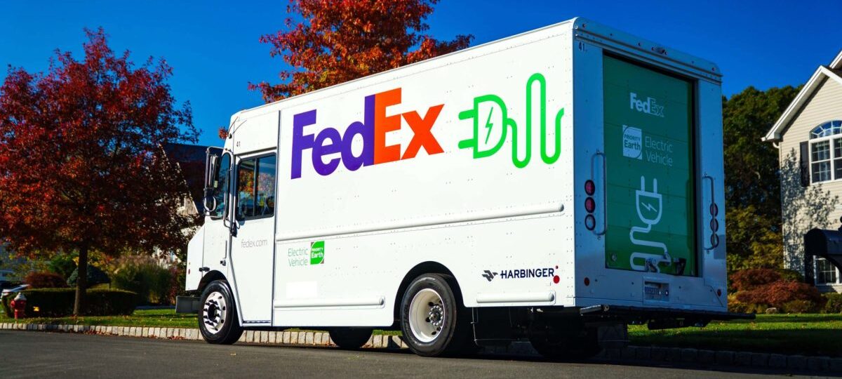 FedEx orders 2,000 electric trucks from Harbinger in $300M deal