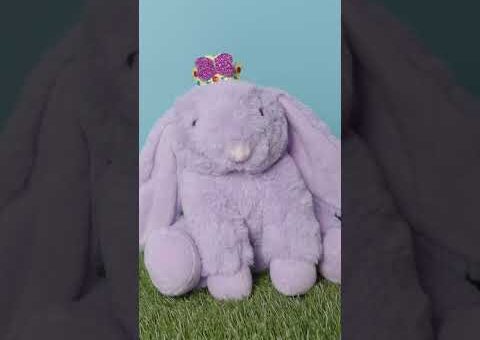 QUEEN Butterfly! 👸 Create A DIY Craft Crown With Emmie For Princess Butterfly #kids #shorts