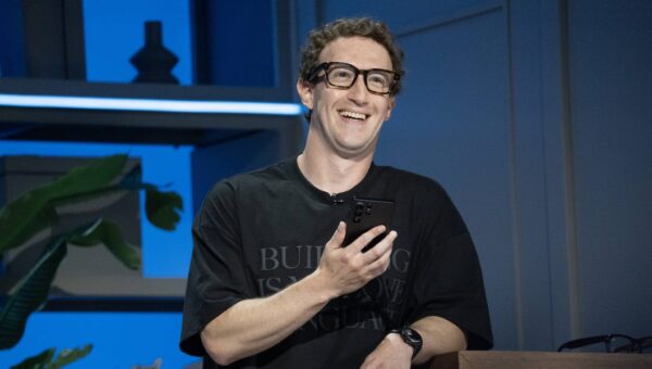 Meta creates a new stock class to keep Zuckerberg in control