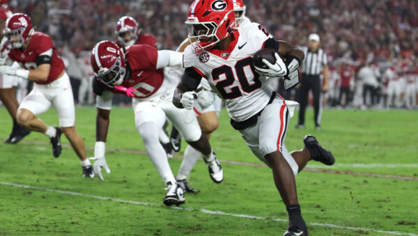 Dwight Phillips Jr. and No. 2 Georgia run past No. 6 Alabama 20-17 in an SEC clash