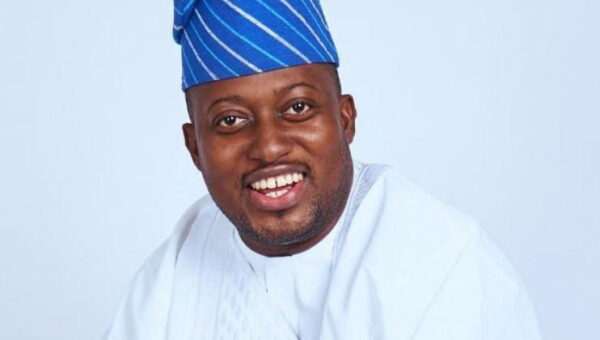 Soldiers earn peanuts, APC youth leader flaunts billion-naira SUVs — Utomi