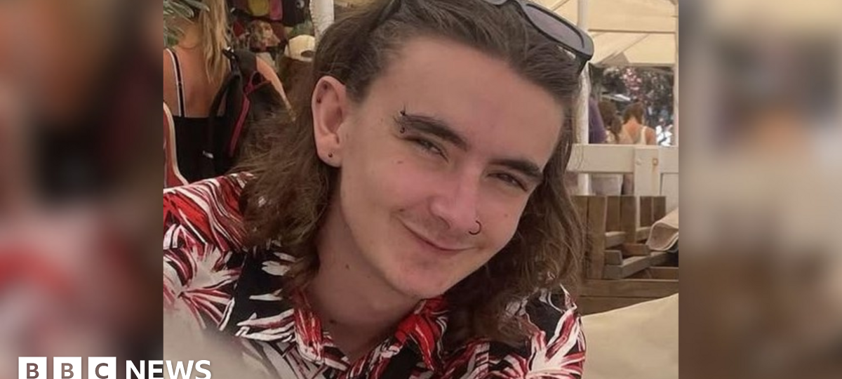 Student who stabbed housemate 30 times admits murder