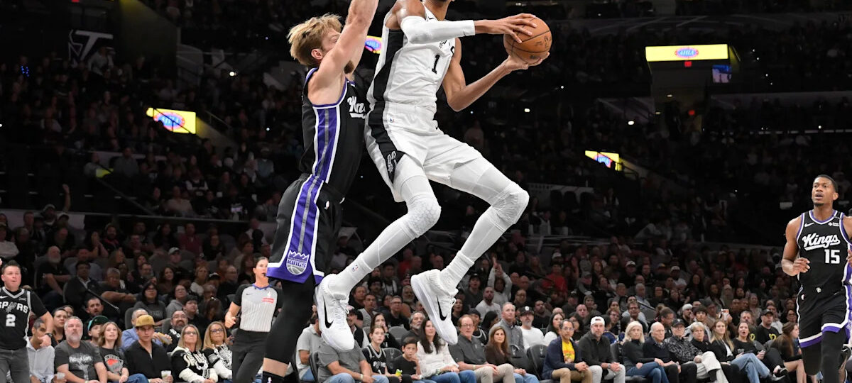 Wembanyama's 29 points and 10 rebounds fuels Spurs in 130-103 victory over Kings