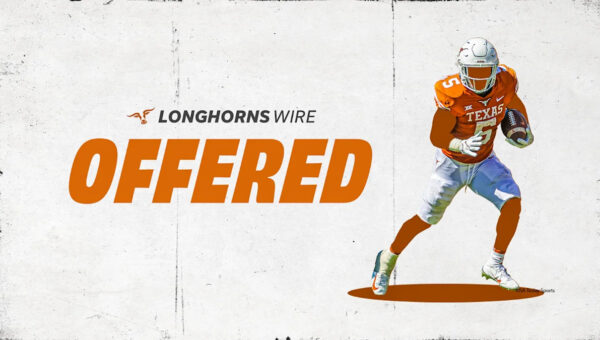 Texas Longhorns offer 2028 three-star DL recruit Josiah Taylor