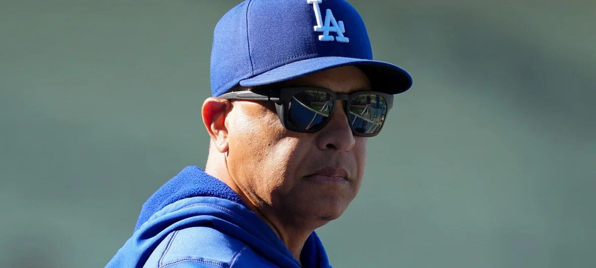 Dodgers’ Dave Roberts ties Tony La Russa for second all-time in postseason wins