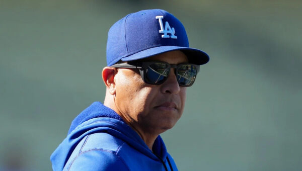 Dodgers’ Dave Roberts ties Tony La Russa for second all-time in postseason wins