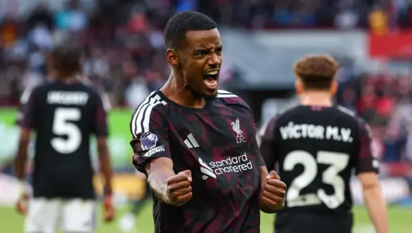 Liverpool star praised for ‘unbelievable’ talent after Brentford win