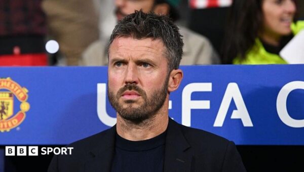 Man Utd manager Carrick refuses to rule out dropping Fernandes in emotional address