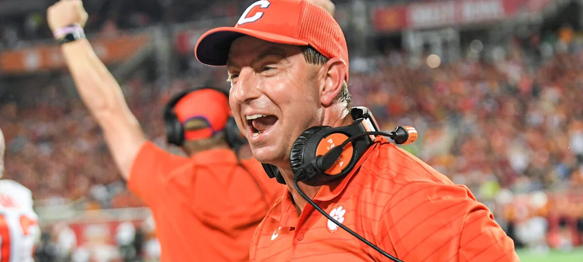 Clemson offers 2028 RB averaging more than a first down per carry