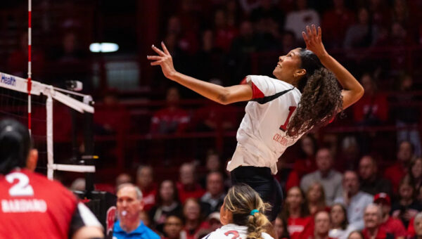 Decelise Champion's 17 kills highlight Wisconsin's sweep vs Maryland
