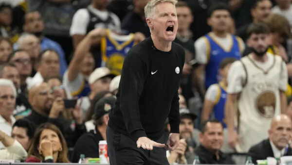 Warriors’ Steve Kerr gives major injury update on Kristaps Porzingis as he remains absent from team