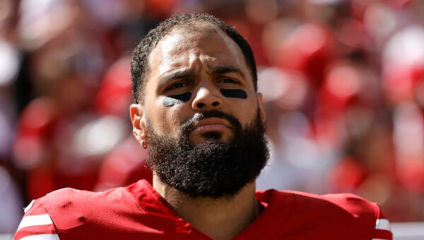 Mike Evans catches 2-yard TD after Sam Darnold's INT