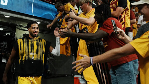 Tyrese Haliburton buys student section tickets for Iowa State students in his preseason return