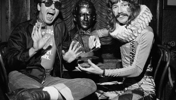 20 vintage photos show how Halloween has been celebrated over the last century