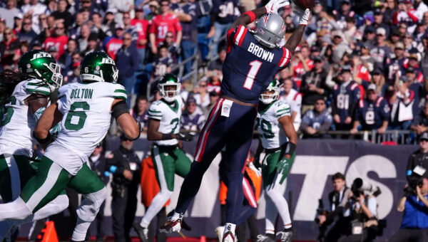 A.J. Brown targeted 10 times in return vs. NY Jets