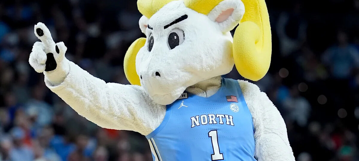 UNC basketball recruiting target reschedules visit