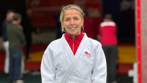 Team England athlete teaches the art of falling over