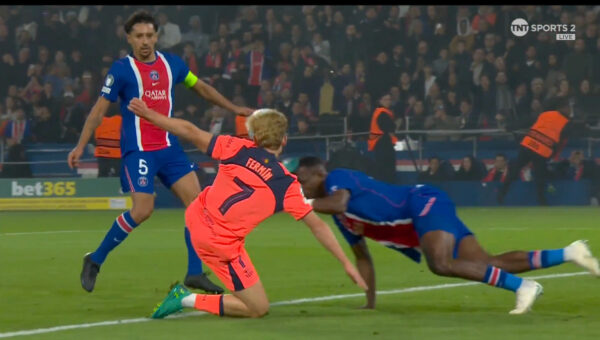 (Video): PSG star’s brave clearance saves a goal but earns him a boot to the head