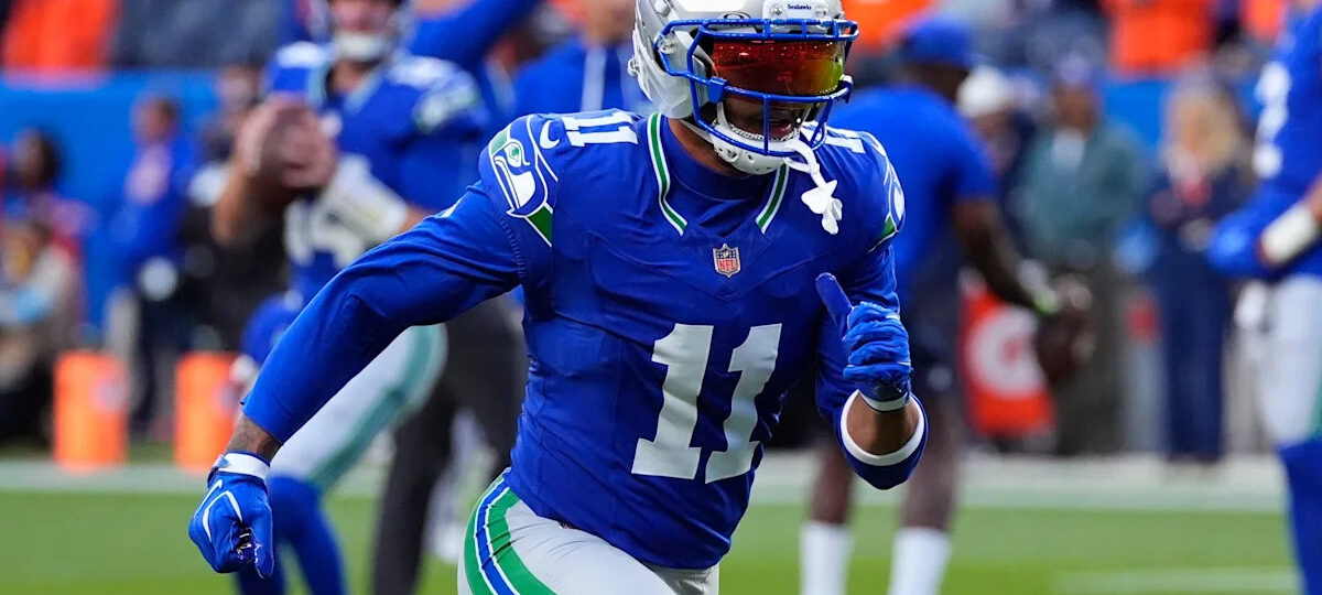 WATCH: Jaxon Smith-Njigba makes jaw-dropping catch on 28-yard TD