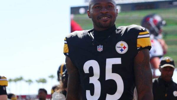 How Jamel Dean's inside knowledge saved the Steelers in Tampa