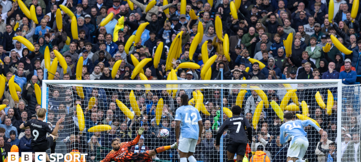 Boos and bananas on day of defiance at Man City