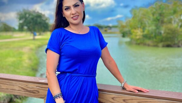 A 32-year-old woman with intense nausea was told she was ‘too young’ for colon cancer. She was diagnosed at stage 3.