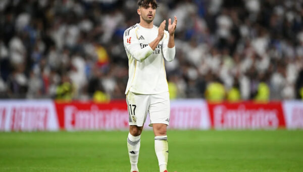 Real Madrid defender takes fresh swipe at Barcelona: ‘Negreira’s shadow is there’