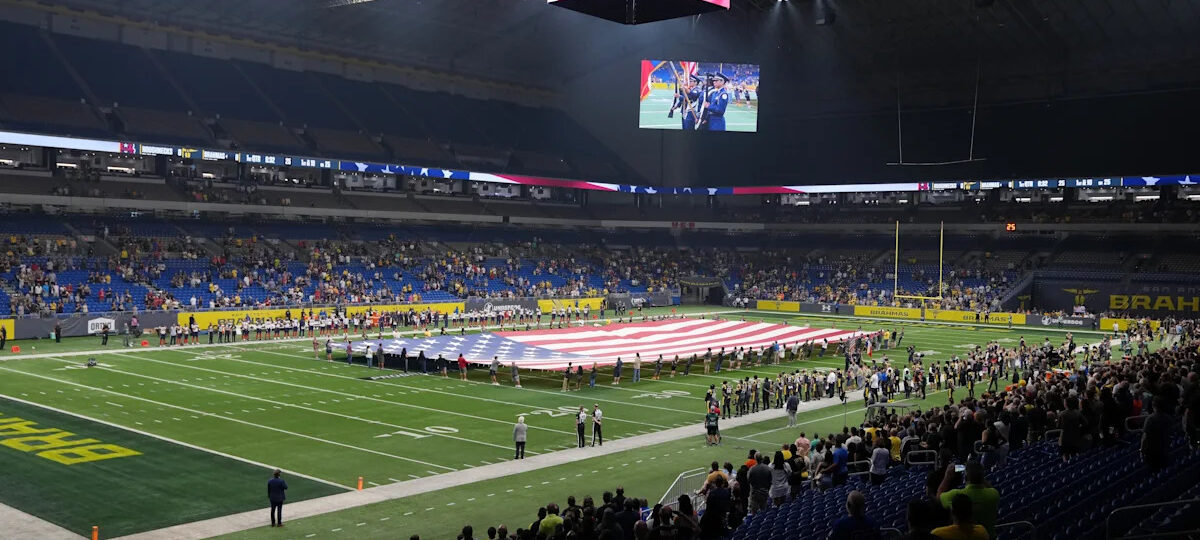 Military officer transported to hospital after fall while rappelling ahead of UTSA's game vs. Navy