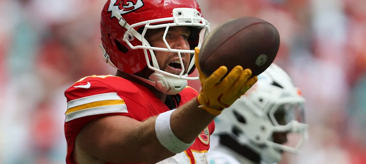 Chiefs coach reveals Travis Kelce lined up for ’emergency’ position change