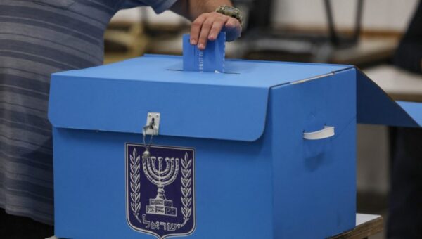 Netanyahu urges Israelis to vote ‘the right way’ as he casts ballot