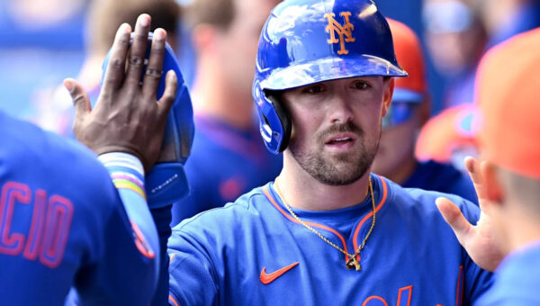 Former Mets, Cubs shortstop announces immediate retirement at 29