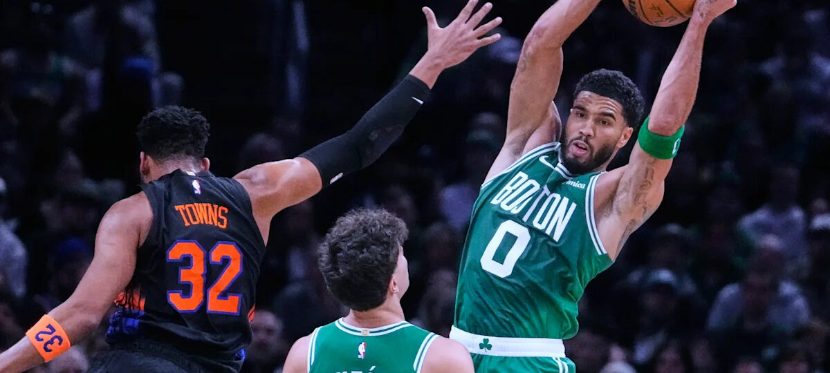 Knicks become first defending NBA champions to begin season 0-2 in 15 years, lose 107-103 to Celtics