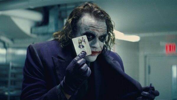 10 Great Movies That Hook You In The First 60 Seconds & Never Let Go