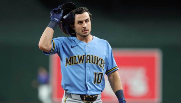 Brewers’ Sal Frelick has that ‘it-factor’ Pat Murphy declares