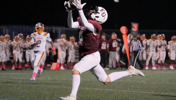 3 takeaways from East Greenwich football's win over North Providence