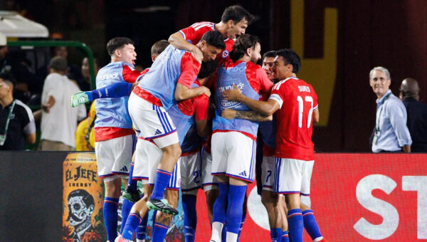 TST Images: Chile defeats Mexico, 2-0, in Los Angeles
