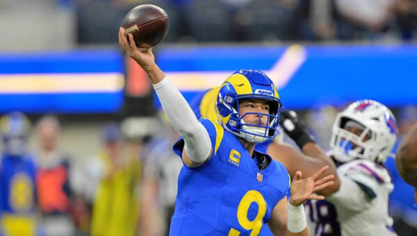 Rams’ Matthew Stafford shows off Davante Adams connection with MNF touchdown