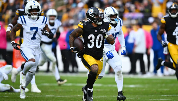 Steelers report card: Jaylen Warren hot streak continues; Aaron Rodgers shines