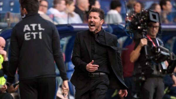 Atletico Beat Levante, Move Top Above Barcelona