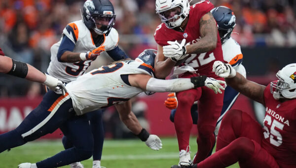 Tyler Allgeier manages limited practice