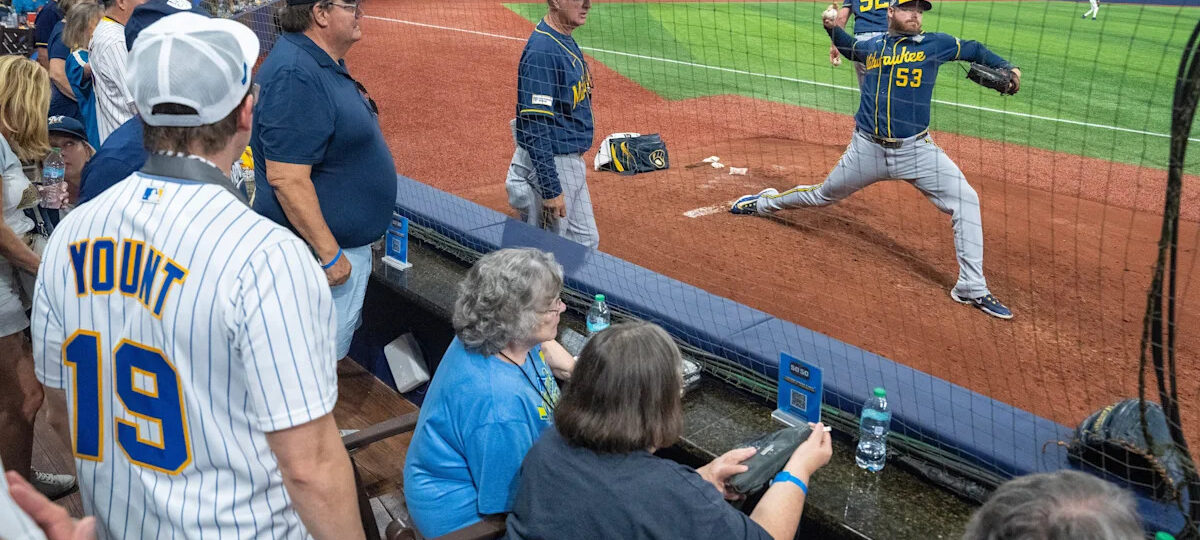 Brewers fans react to Brandon Woodruff's Game 3 close