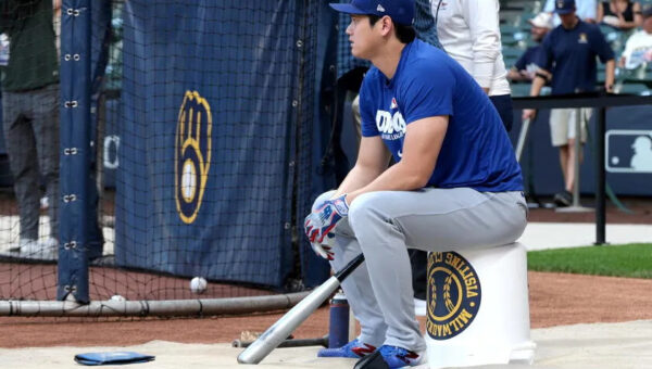 Dodgers should have taken Shohei Ohtani off the postseason roster